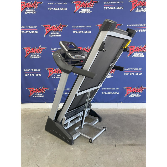 Used Spirit XT185 Treadmill
