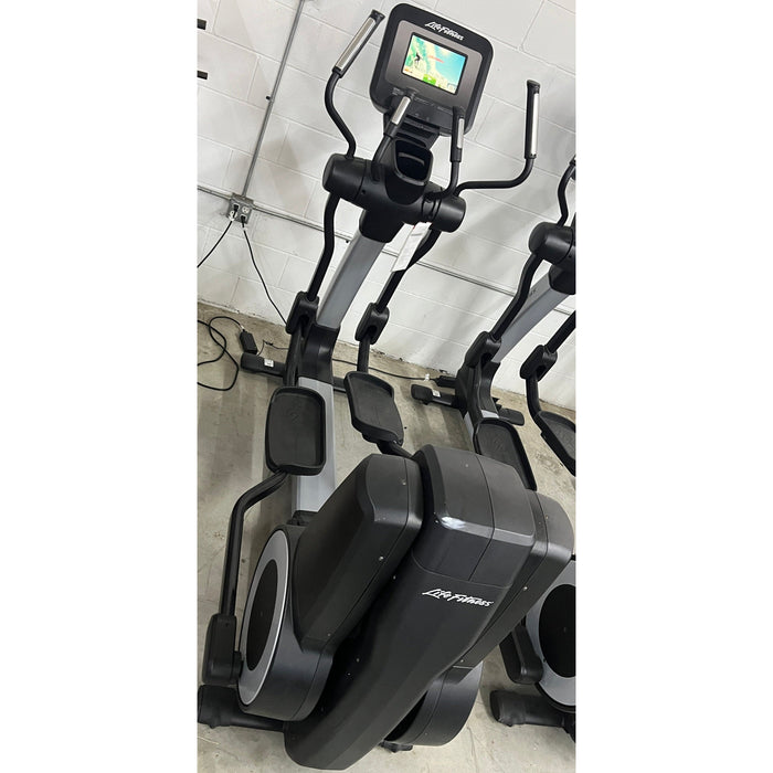 Used Life Fitness 95X Elevation Series Elliptical Cross-Trainer