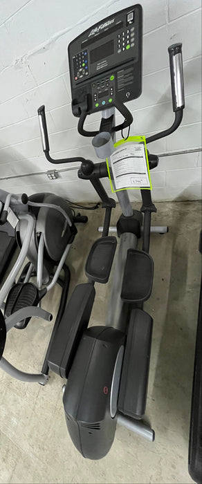 Used Life Fitness E1 Elliptical Trainer