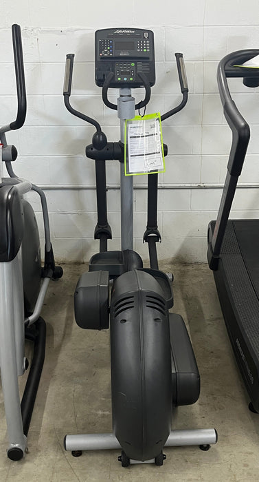 Used Life Fitness E1 Elliptical Trainer