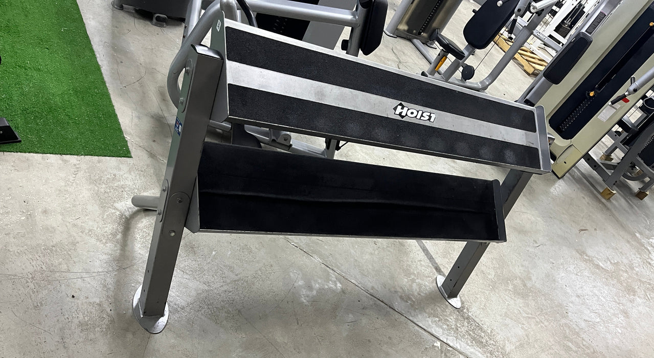 Used HOIST Fitness HF-5461 Dumbbell Rack