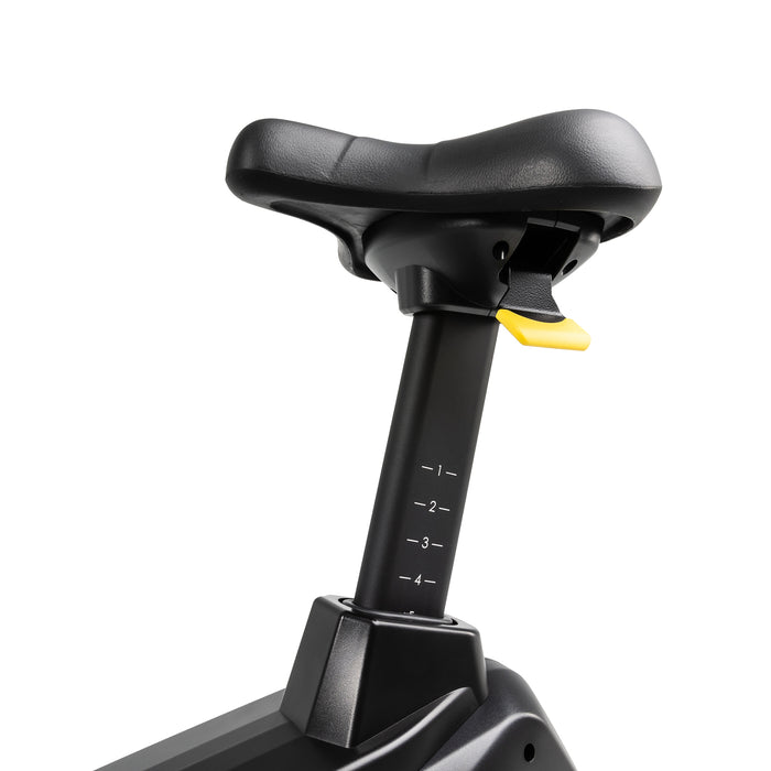 Spirit CU900 Full Commercial Upright Bike